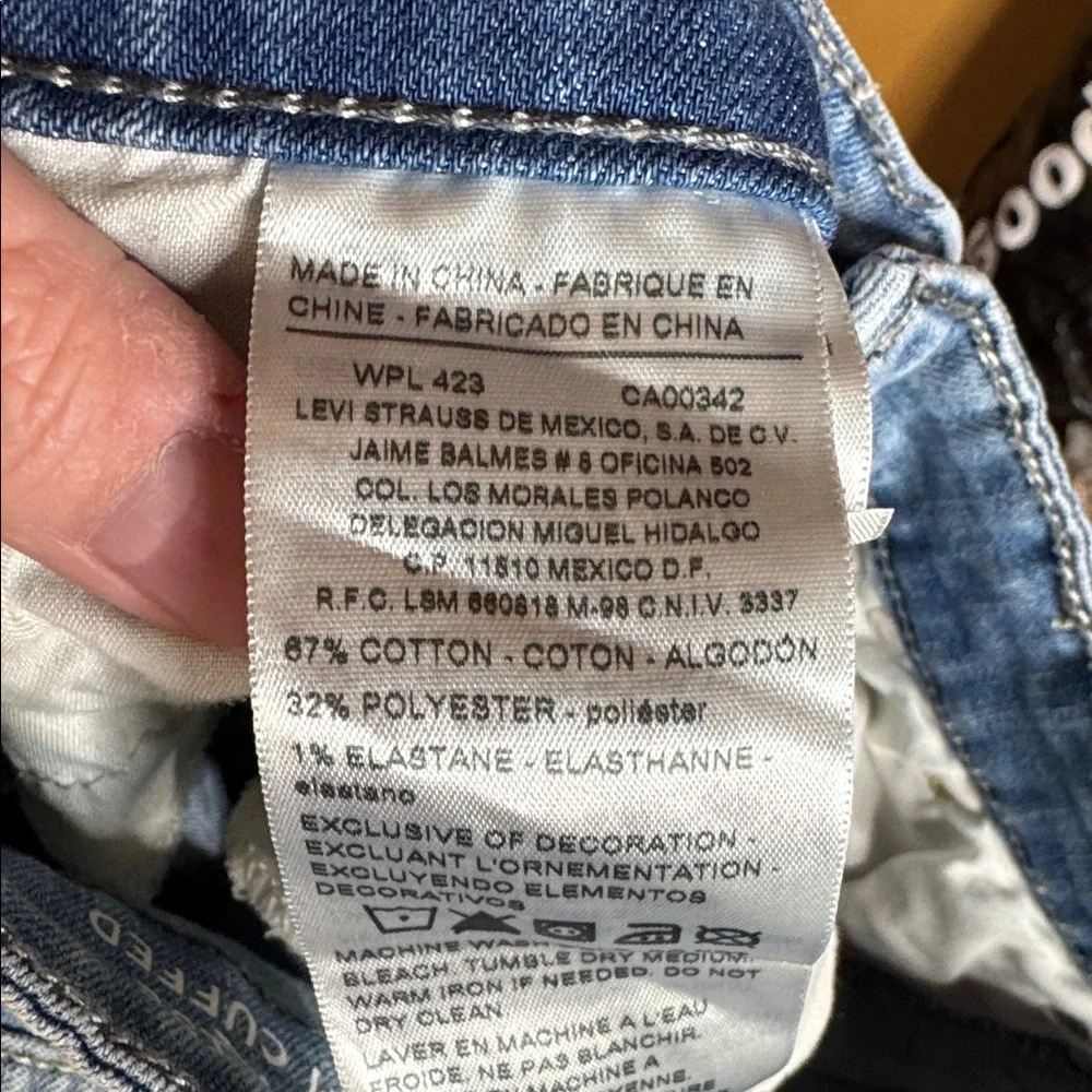 Signature by Levi Strauss & Co. Women's Mid Rise Slim Cuffed Jeans Size 4 / 27 - Picture 13 of 15